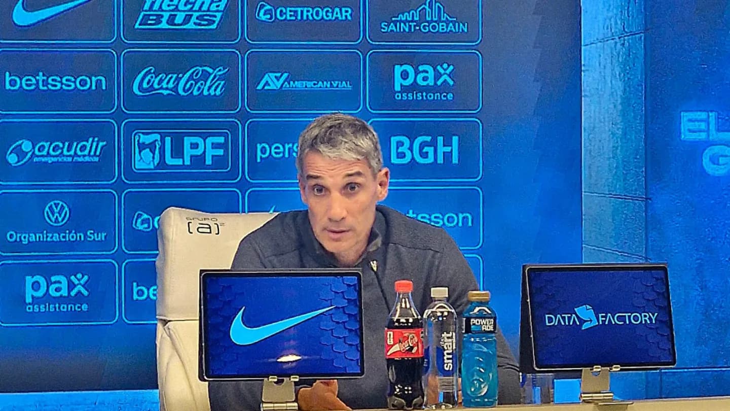 Vojvoda, aliviado tras el triunfo de Racing y esperanzado antes de Boca: "Veo un equipo con personalidad"