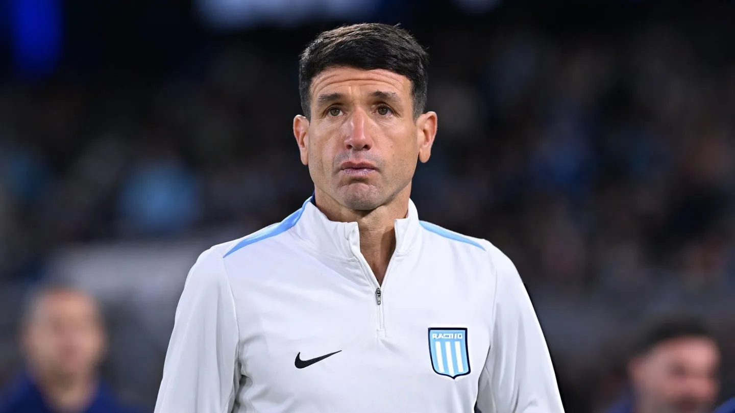 El cambio que hizo Racing en el contrato de Romero para que pueda dirigir el clásico