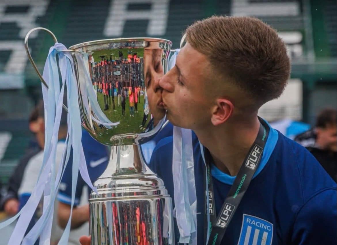 Quién es Lautaro Rivas, lateral derecho que evalúa Vojvoda en Racing