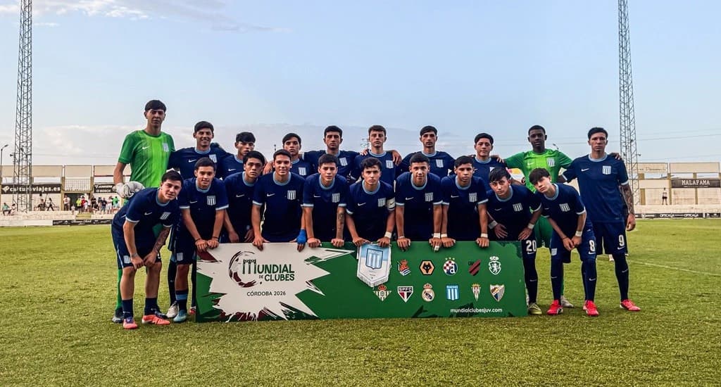 Racing con Athlético Paranaense en la final del Mundialito
