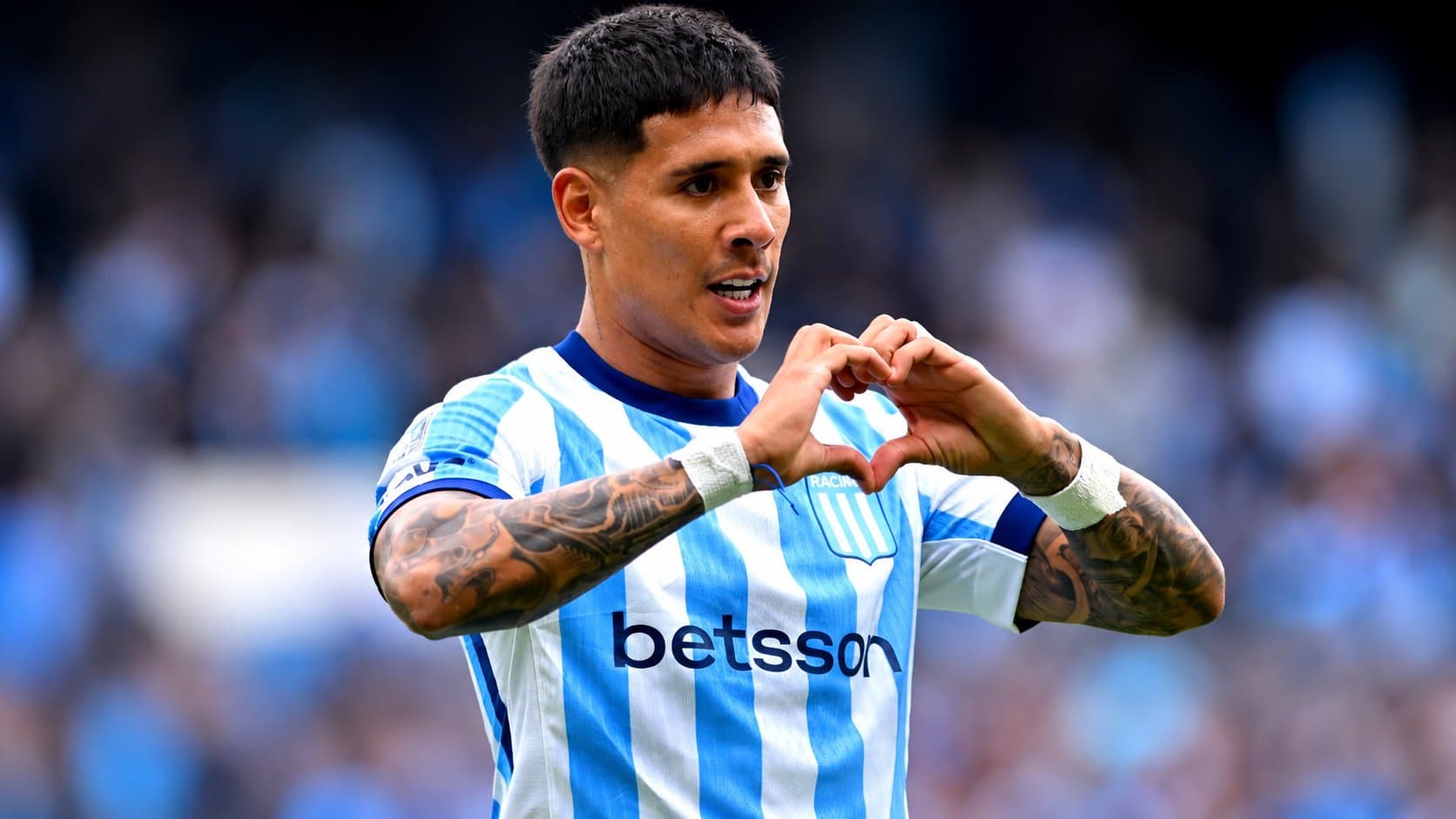 Zaracho en Racing: "Me duele igual que a los hinchas"