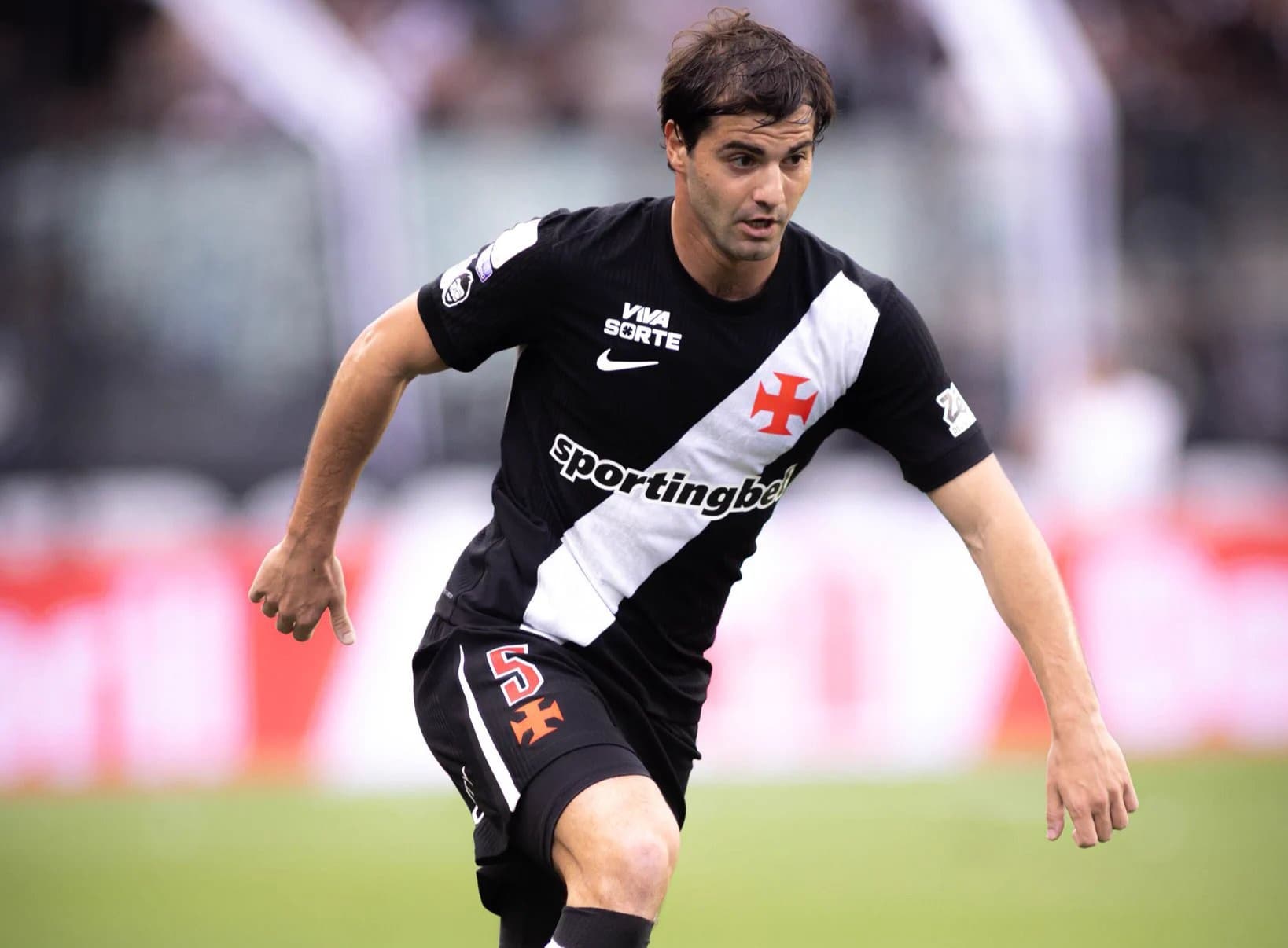 Santiago Sosa habló del éxodo que hubo en Racing y de la ida de Costas