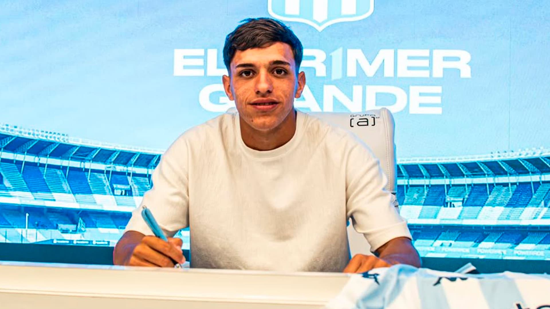 La rompió en la Reserva y Racing premió a Ezequiel Pérez