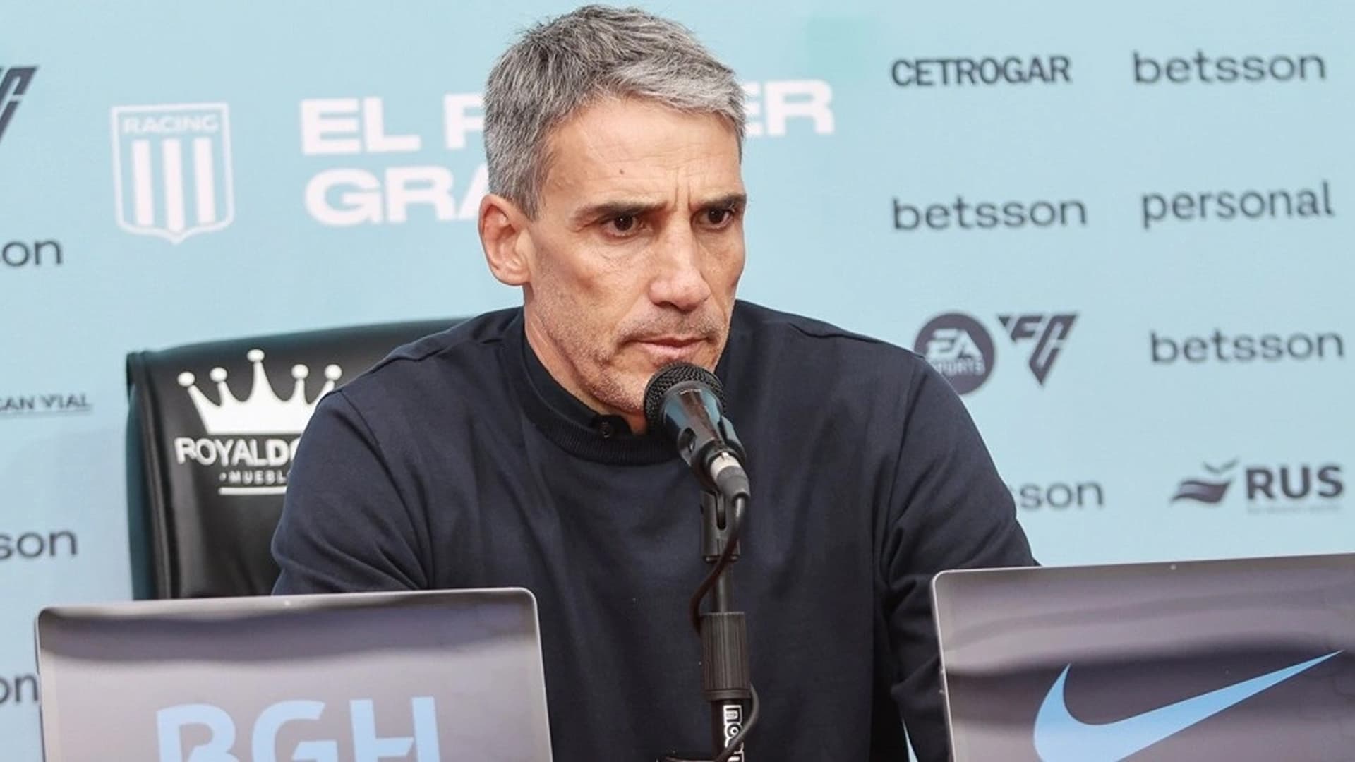 La reunión que habrá en Racing por el futuro de Vojvoda