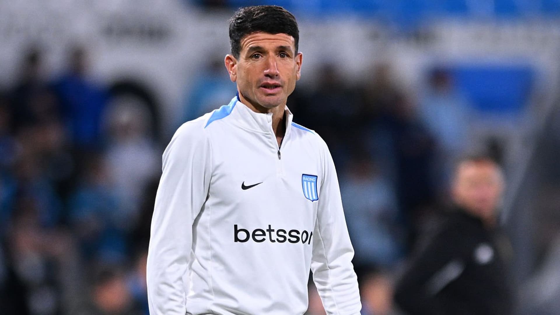 ¿Chirola Romero mete mano en la formación de Racing?