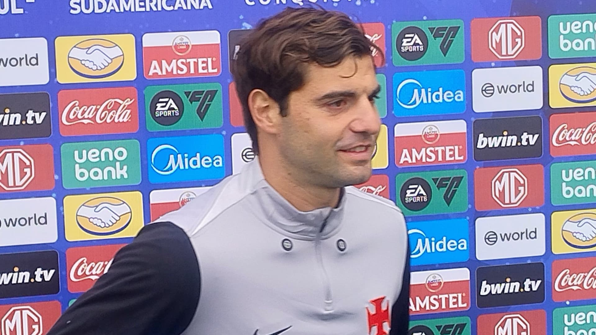 Santiago Sosa analizó el duro presente de Racing: “Es difícil convivir en el día a día”