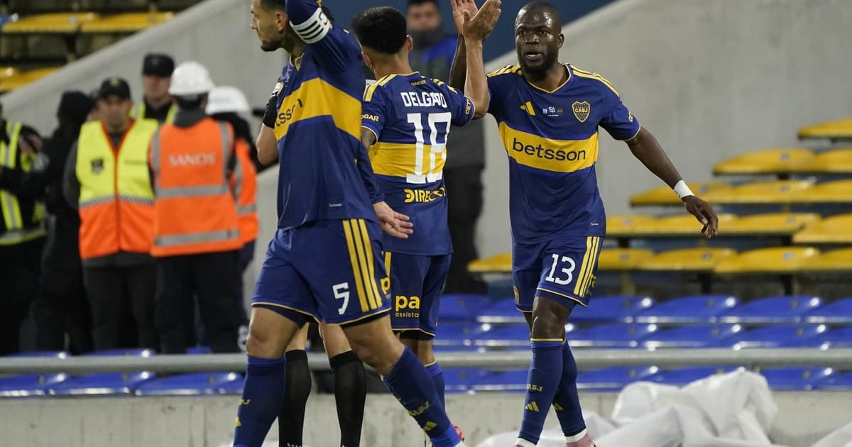 Se destapó Valencia: dos goles en ocho minutos para darle vida a Boca