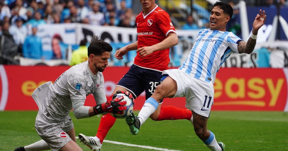 El desconcierto de Zaracho: "No sé qué explicación darles a los hinchas de Racing"